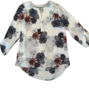 Daniel Rainn Split Neck Blouse